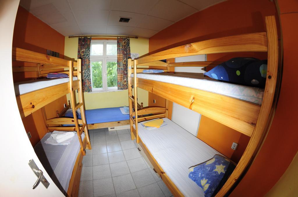 Yo Ho Hostel Varna Extérieur photo