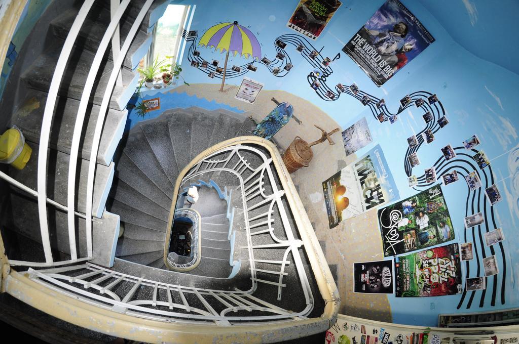 Yo Ho Hostel Varna Extérieur photo