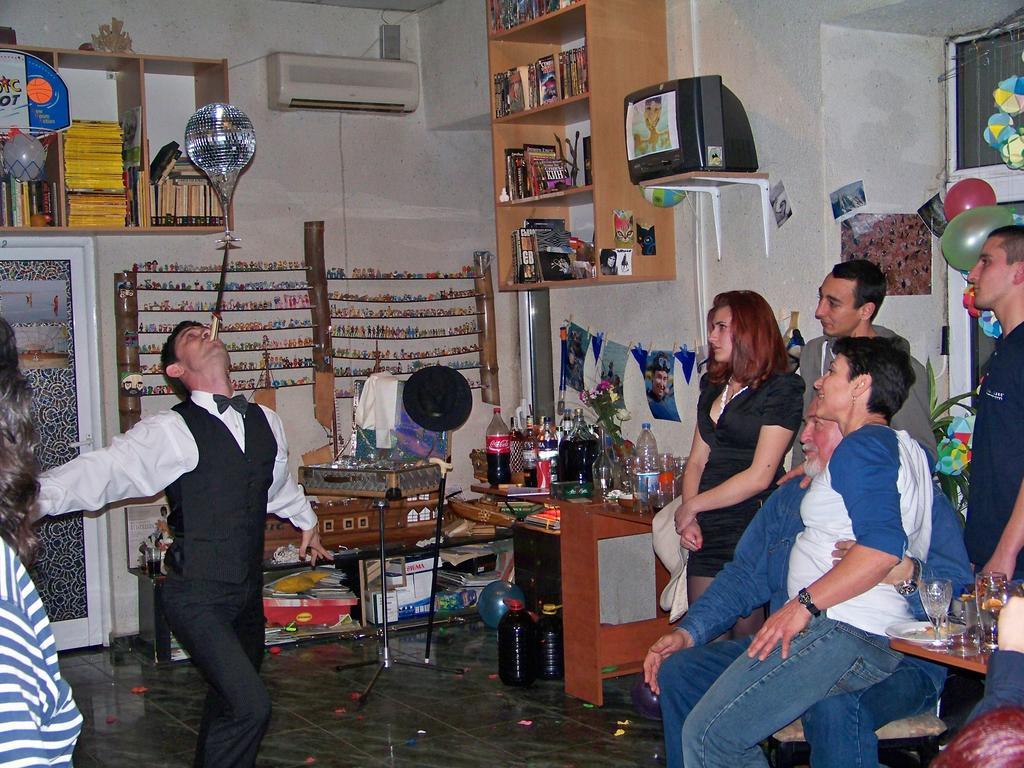 Yo Ho Hostel Varna Extérieur photo