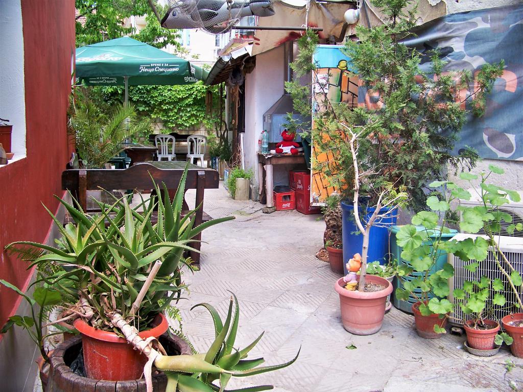 Yo Ho Hostel Varna Extérieur photo